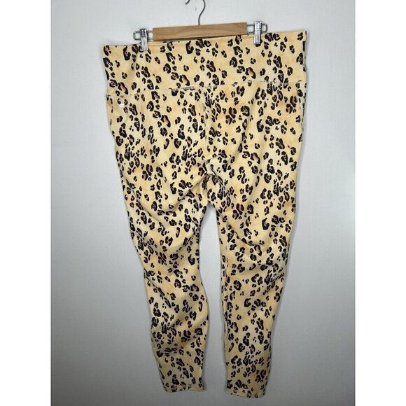 Fabletics Leggings PowerHold High-Waisted Animal Print Cheetah Brown Size 3X NWT - Picture 5 of 10